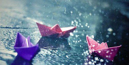 雨中思绪：静听雨滴细语