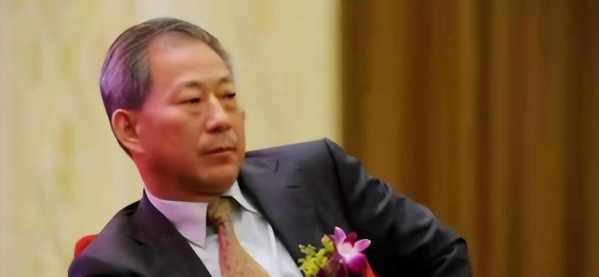 以幸福的一家人为话题的作文怎么写（《家的港湾》）